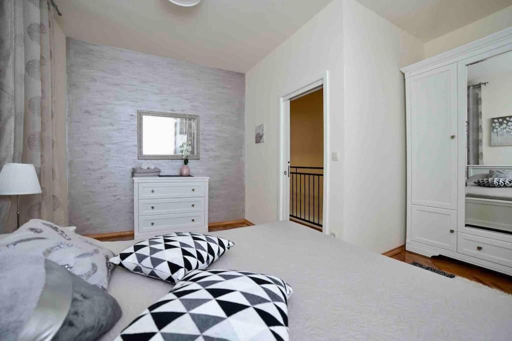 New Renovated Appartment Mauri Πόρετς Εξωτερικό φωτογραφία